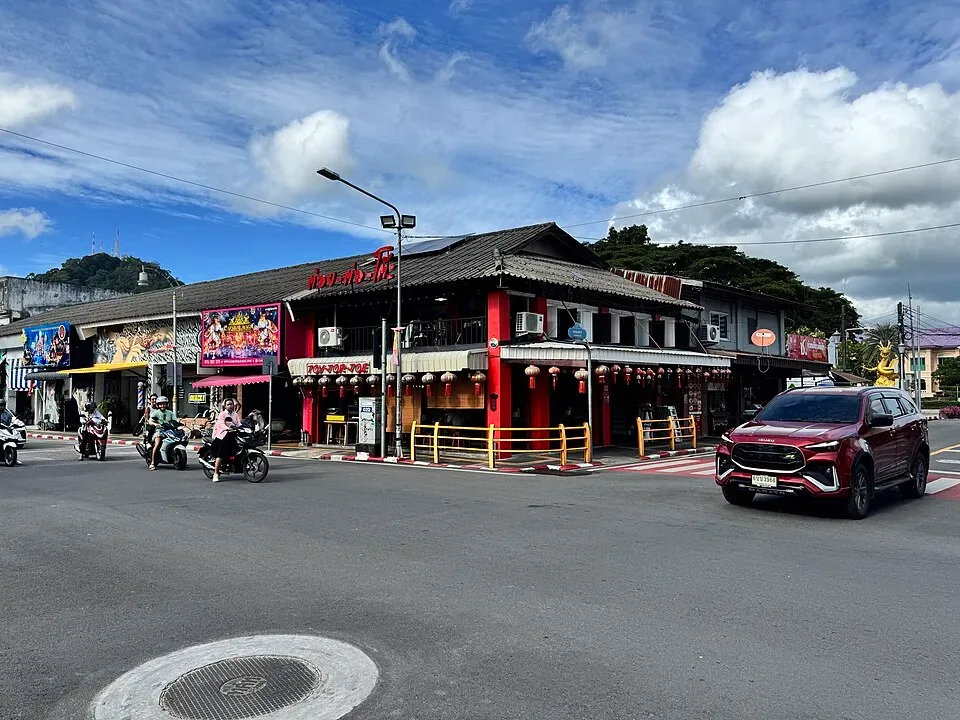 Phuket Old Town 3