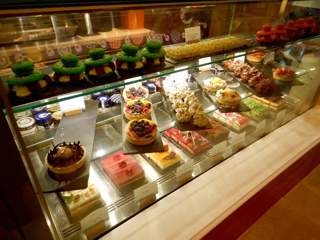 Dusit Gourmet 4