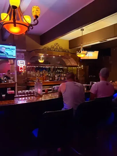 Recon Bar and Grill - Ocean Plaza Complex - Bars & Clubs - Tumon
