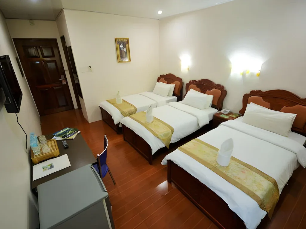 A&A Plaza Hotel 5