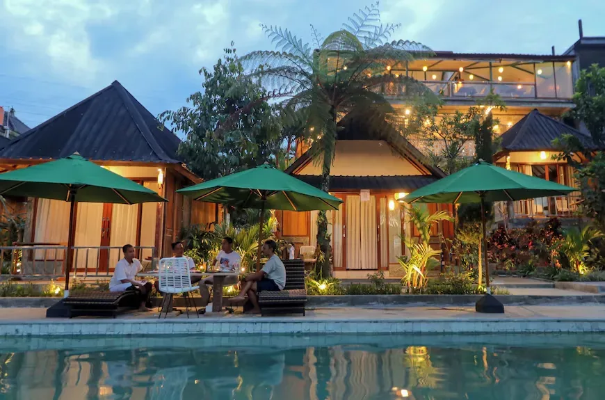 Mina Baturiti Hotel & Resto - Hotels - Seminyak