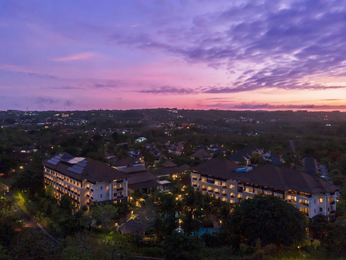 Royal Tulip SpringHill Resort Jimbaran 5