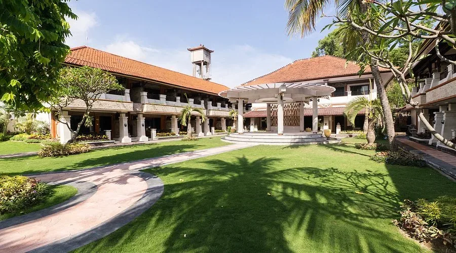 Kuta Beach Club Hotel 3