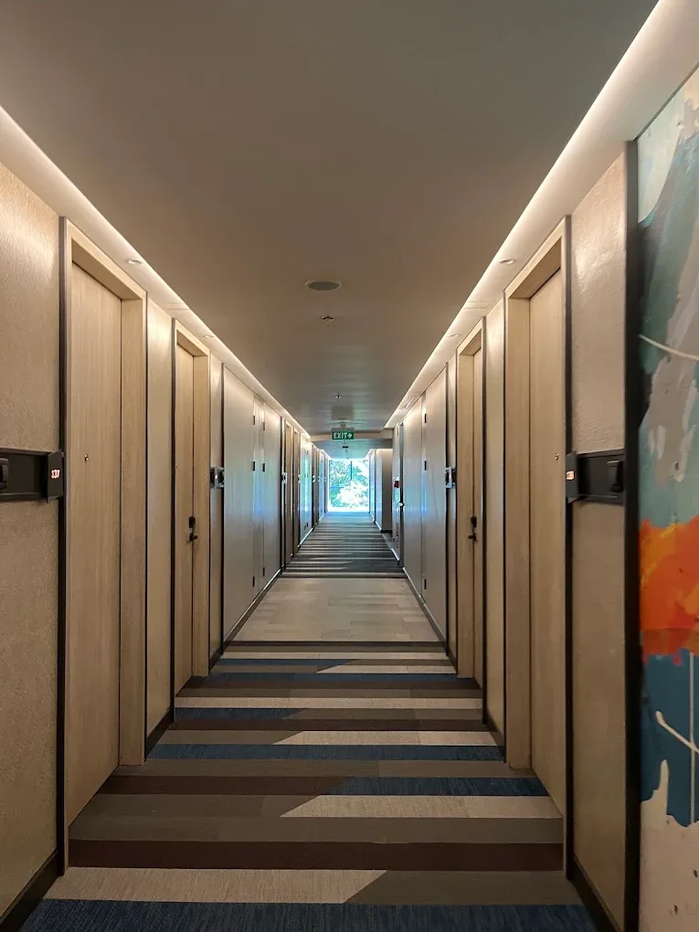 Aloft Bali Kuta at Beachwalk 4