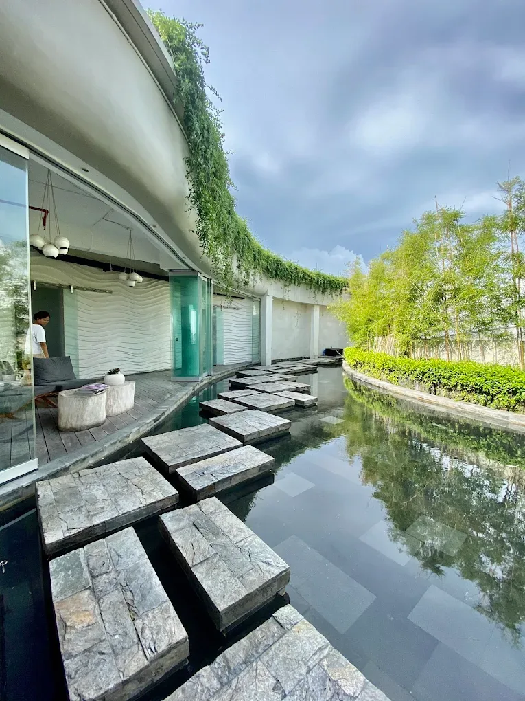 Spring Spa Seminyak 5