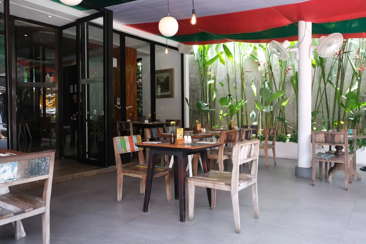 Mozzarella Restaurant & Bar Bali - Dhyana Pura No.6 4