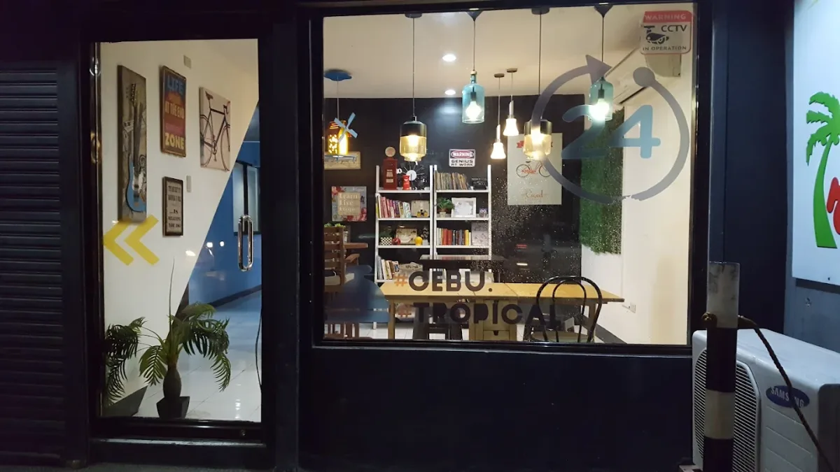 Tropical Hostel Cebu 3
