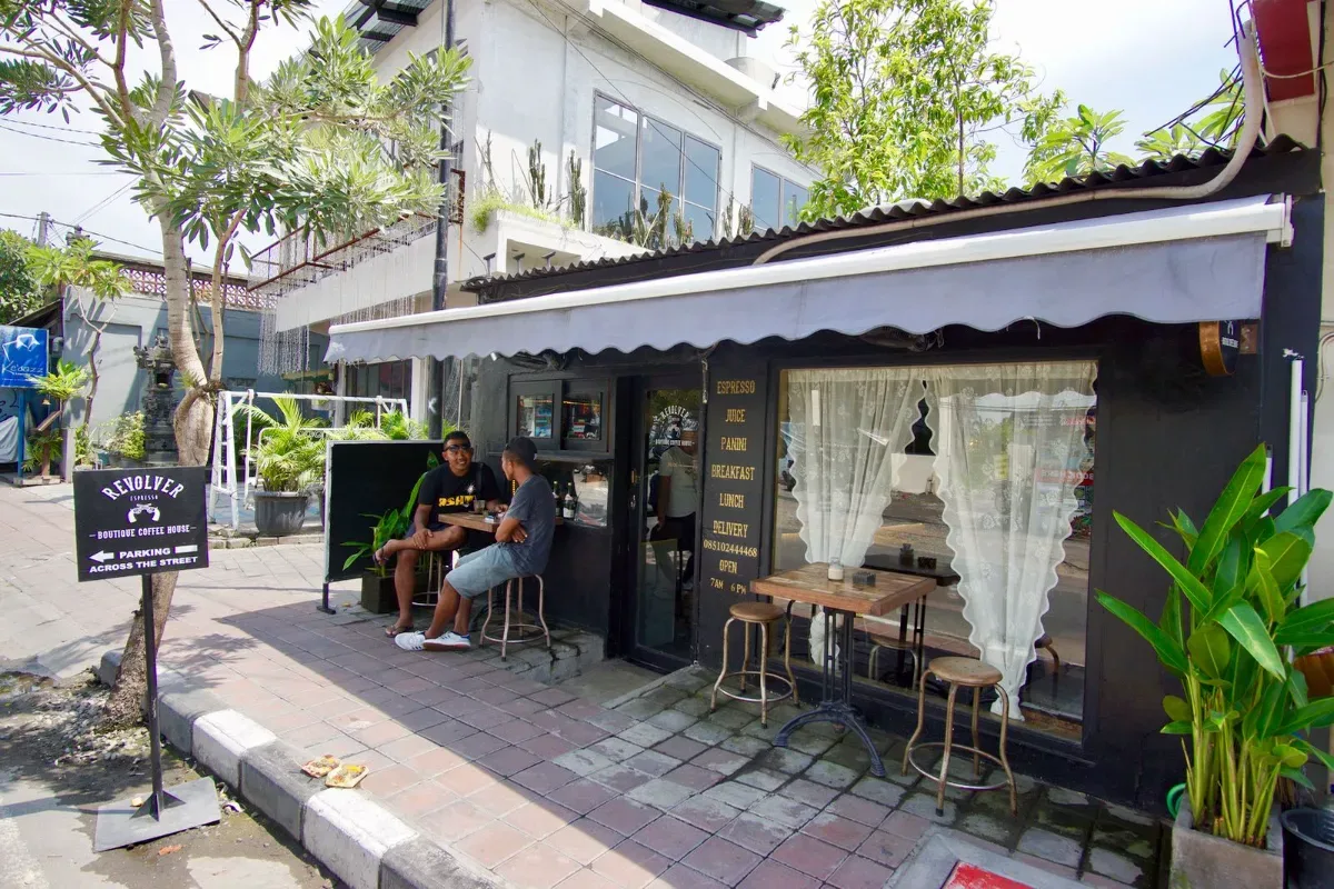 Revolver Espresso 4
