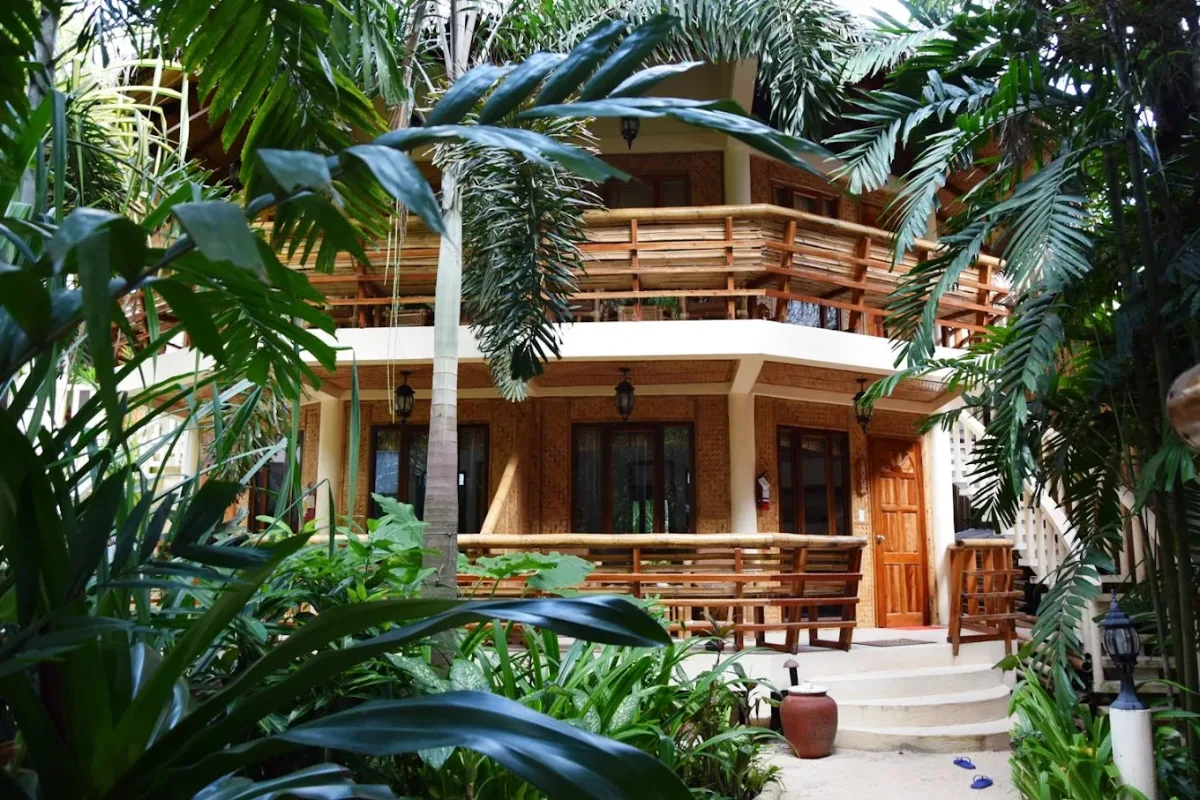 Nigi Nigi Nu Noos Resort 2