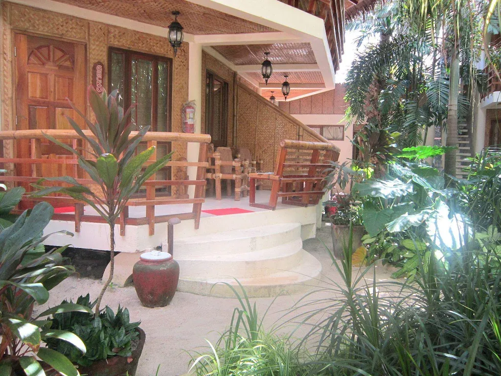 Nigi Nigi Nu Noos Resort 4