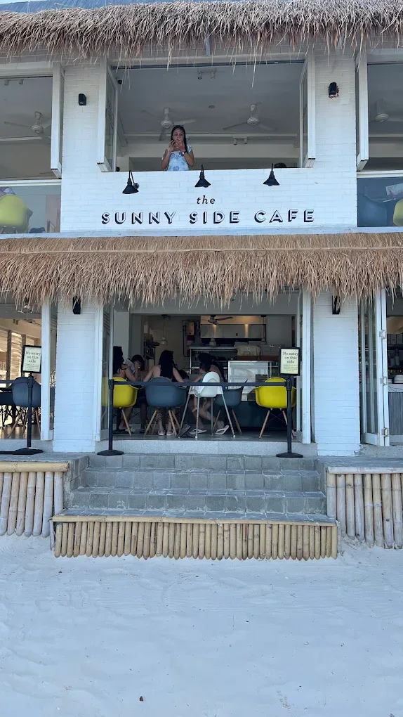 The Sunny Side Cafe - Station 1 3