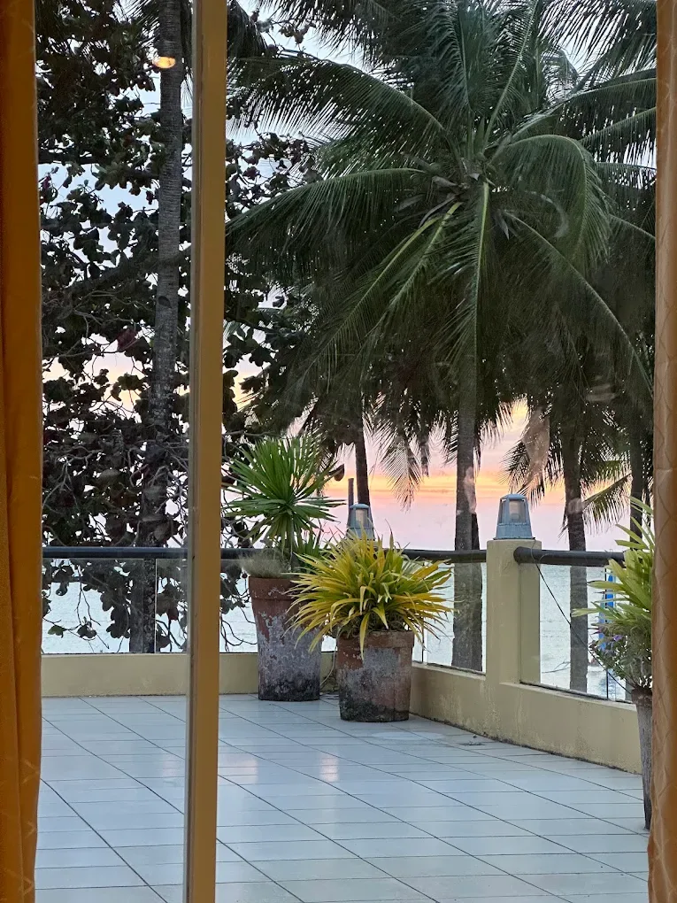 Hibiscus Spa 4