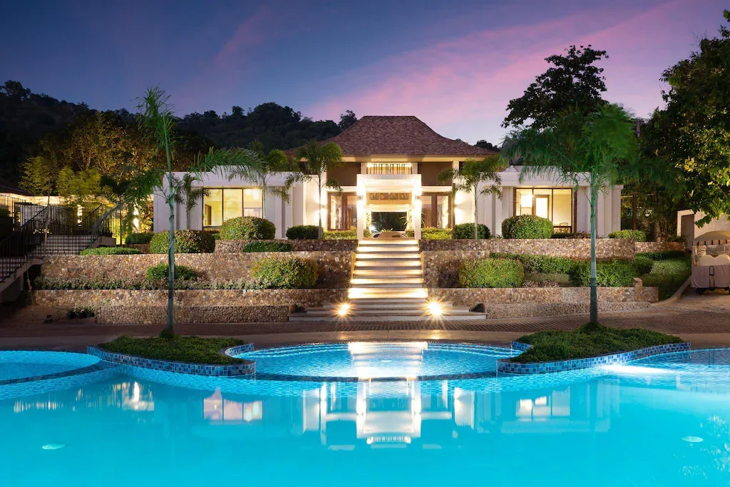Bacau Bay Resort Coron 5