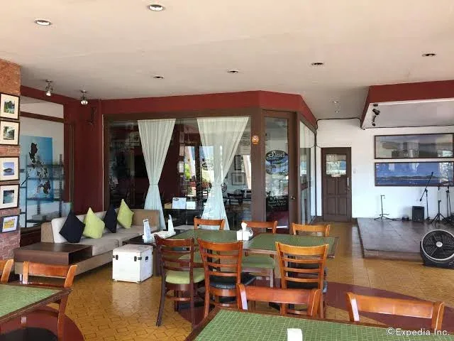 Coron Gateway Hotel 3