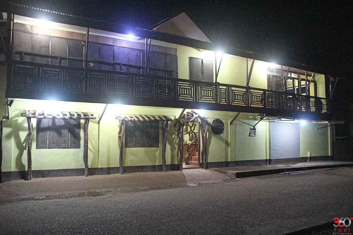 Luis Bay Travellers Lodge 2