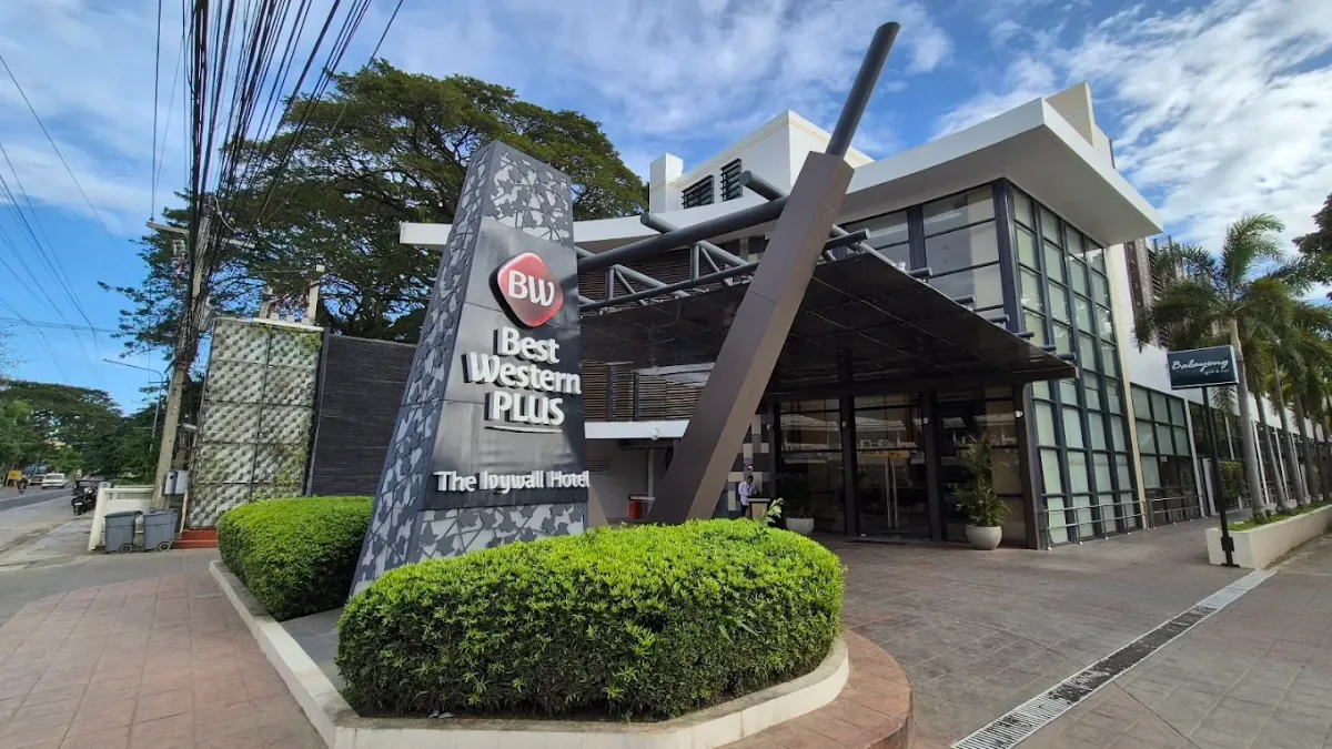 Best Western Plus The Ivywall Hotel 2