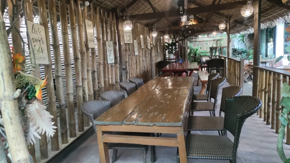 Santino’s Grill - Restaurants - Coron