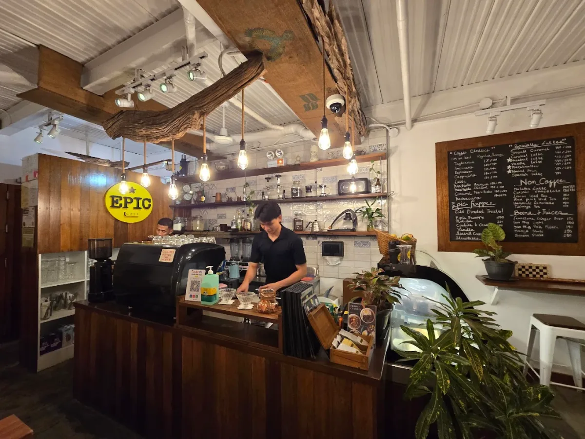 Epic Island Cafe - Poco Deli Coron 4