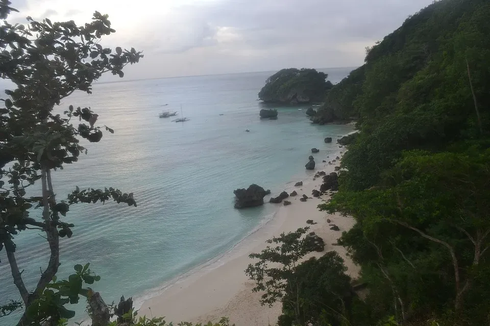 Balinghai Beach - Beaches - Malay