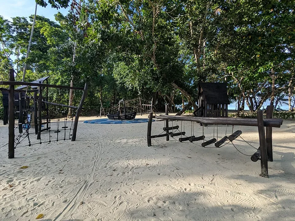 Lio Beach 2
