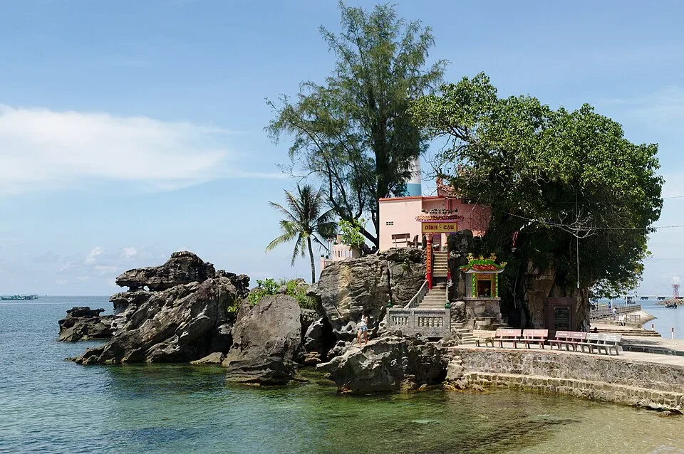 Dinh Cậu - Tours & Activities - Duong Dong