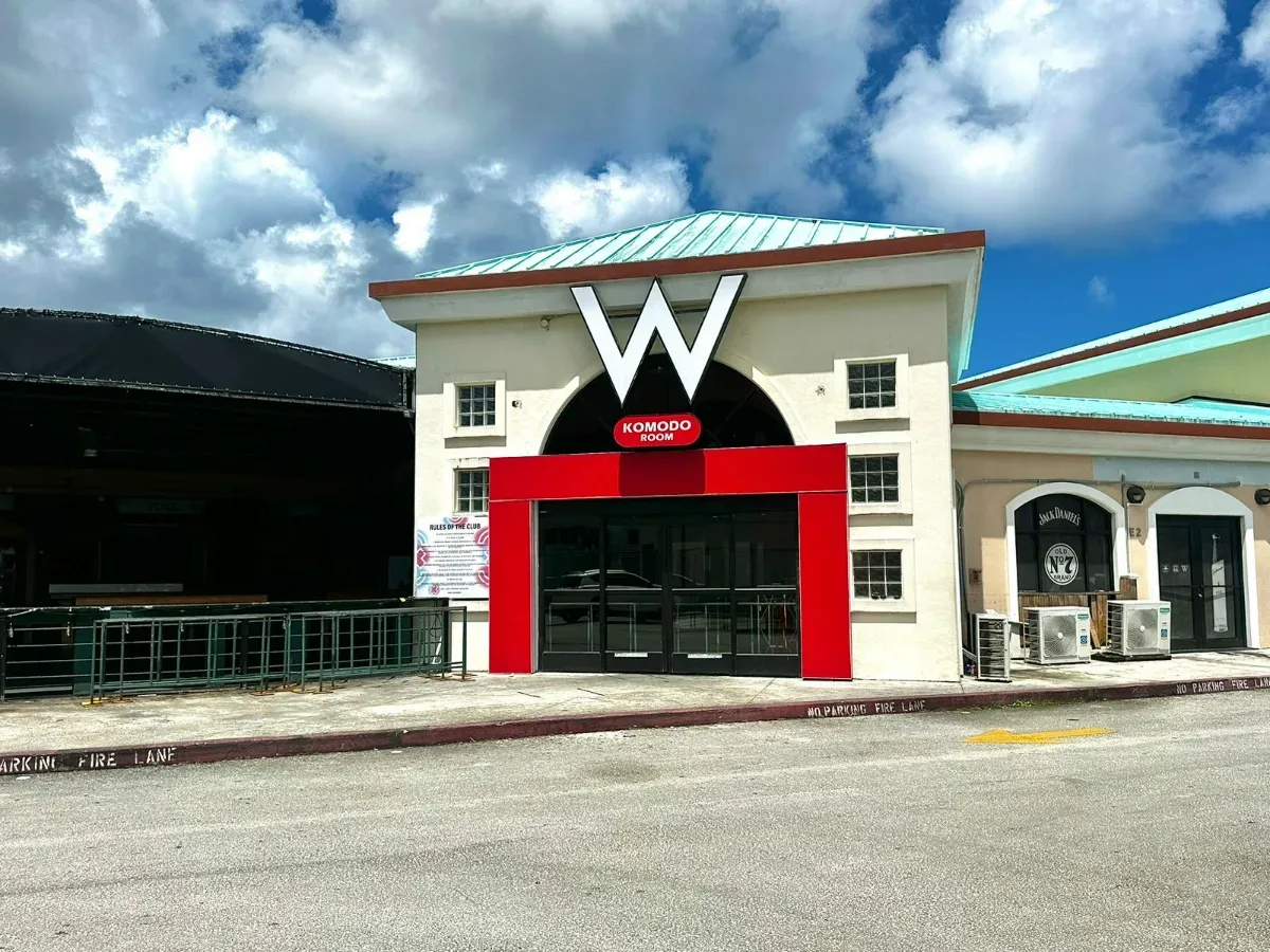 The W Nightclub - Bars & Clubs - Tumon