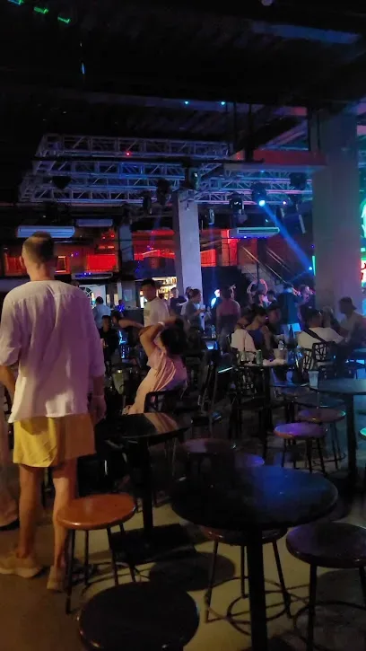 Uptown Island - Relx City Times Square - Bars & Clubs - Lapu-Lapu City