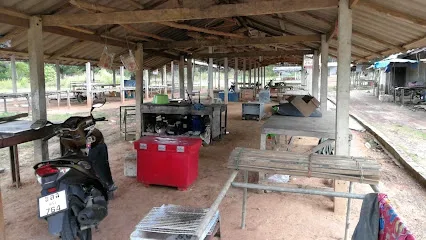 Weekend Market Ko Lanta Noi