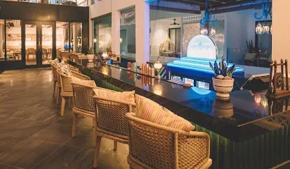 La Yang Poolside Restaurant