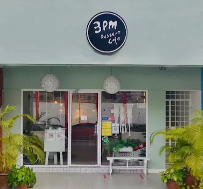3pm Dessert Cafe - Cafes - Kuah