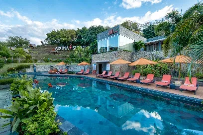 Aruna Senggigi Resort & Convention - Hotels - Senggigi