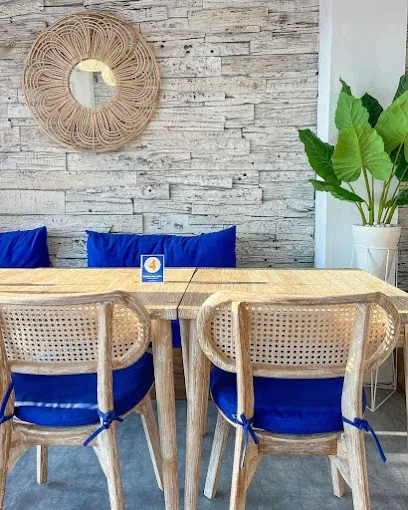 Better Me Cafe Gili Trawangan