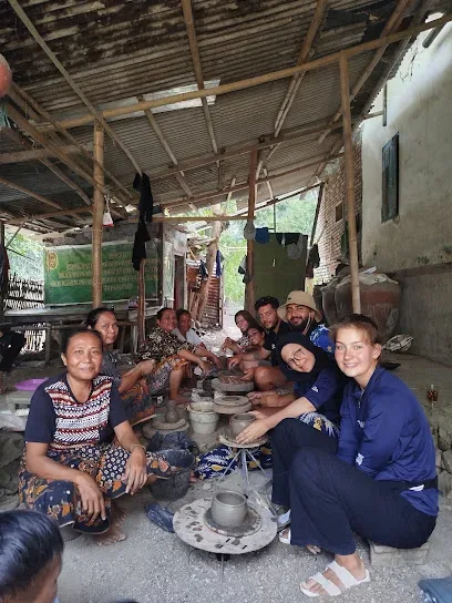 LOMBOK POTTERY STUDIO