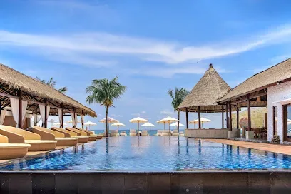 Lembongan Beach Club & Resort