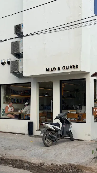 Milo & Oliver