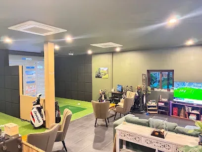 Caddy Shack - Golf & Golf Activities - Maenam