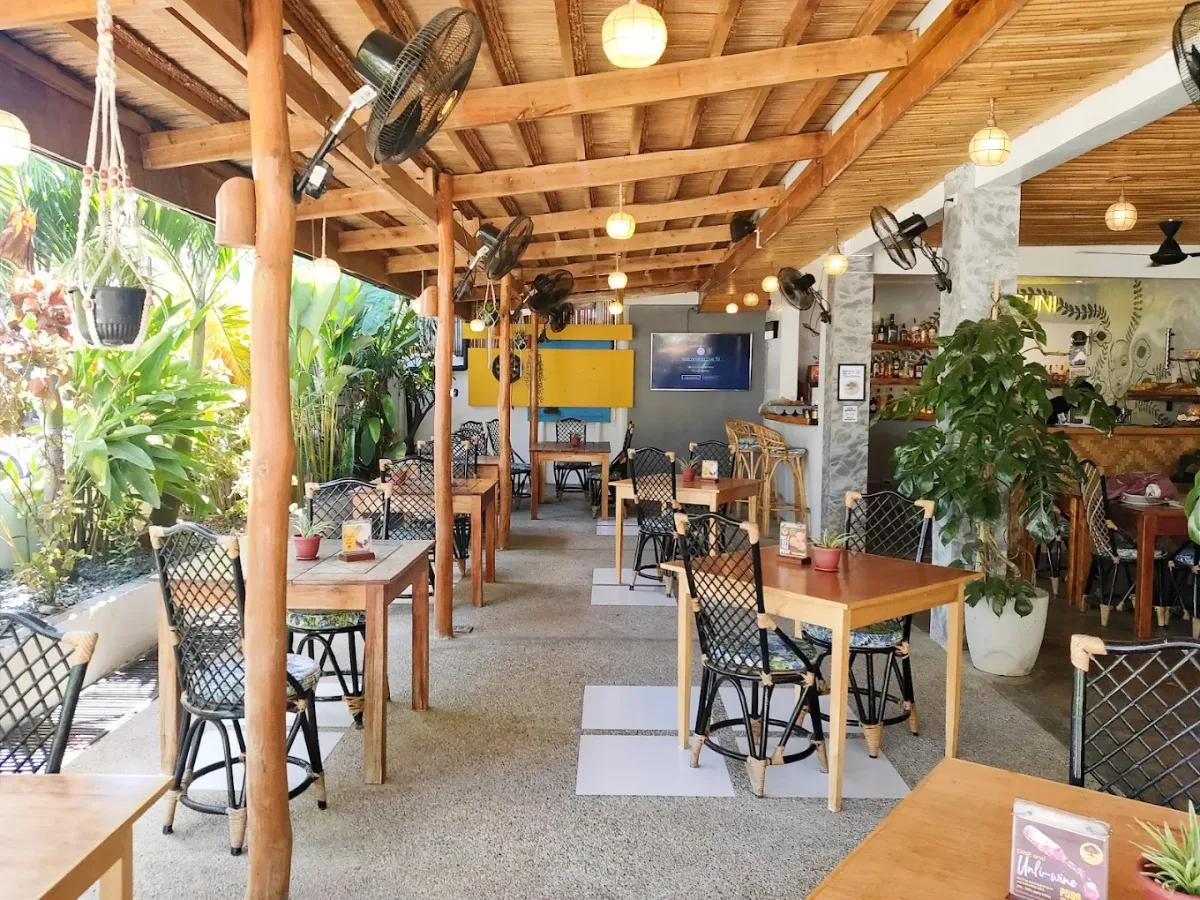 Guni Guni Bistro 3