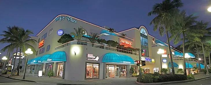 Capricciosa Pacific Place 3