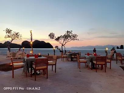 Sands at Tanjung Rhu Resort
