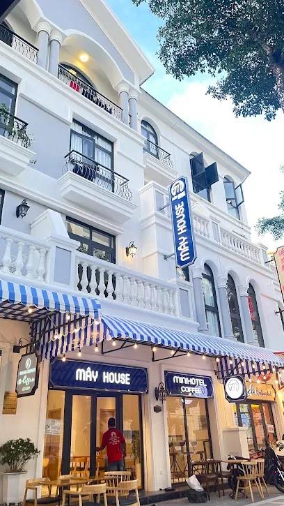 Mây House Grandworld - Hotels - Ganh Dau
