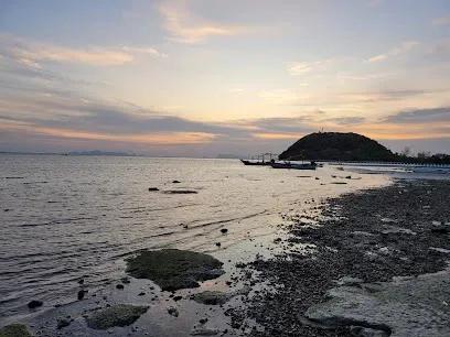 Laem Yai Beach 2