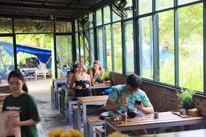 Nora’s Cafe - Restaurants - Duong To