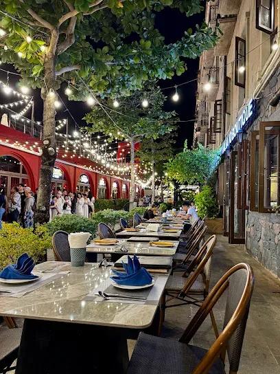 LAGOON SUNSET ITALIANO BOUTIQUE - Restaurants - An Thoi