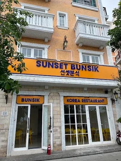Sunset Bunsik (선셋분식) - Restaurants - Sunset Town