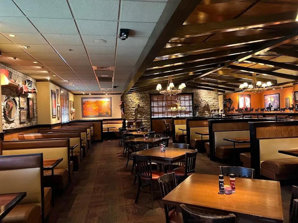 LongHorn Steakhouse Guam 4