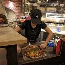 Pizzeria Michelangelo Talamban 4