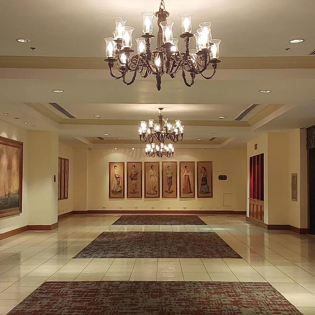 Waterfront Cebu City Hotel & Casino 5