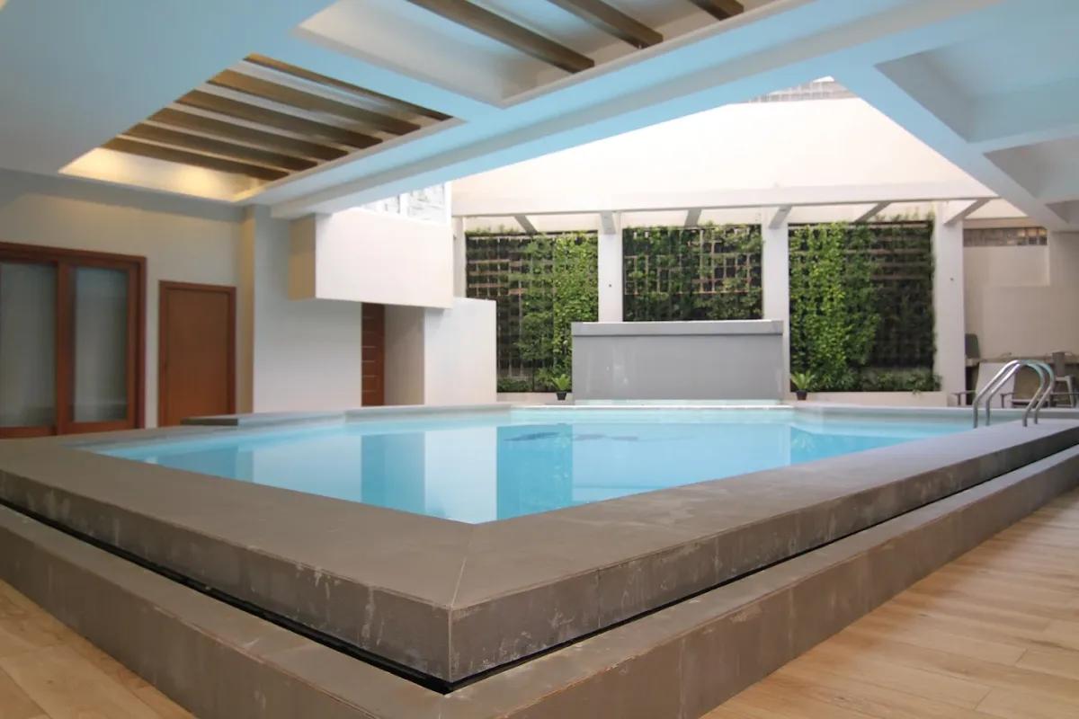 Mezzo Hotel 5