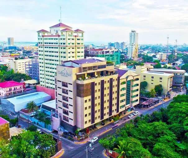Castle Peak Hotel - Hotels - Cebu City