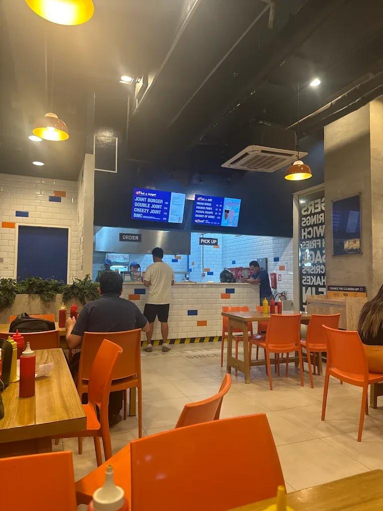 The Burger Joint (Ayala Malls) 5